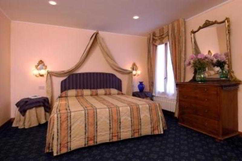 Hotel San Zulian Venedik Dış mekan fotoğraf
