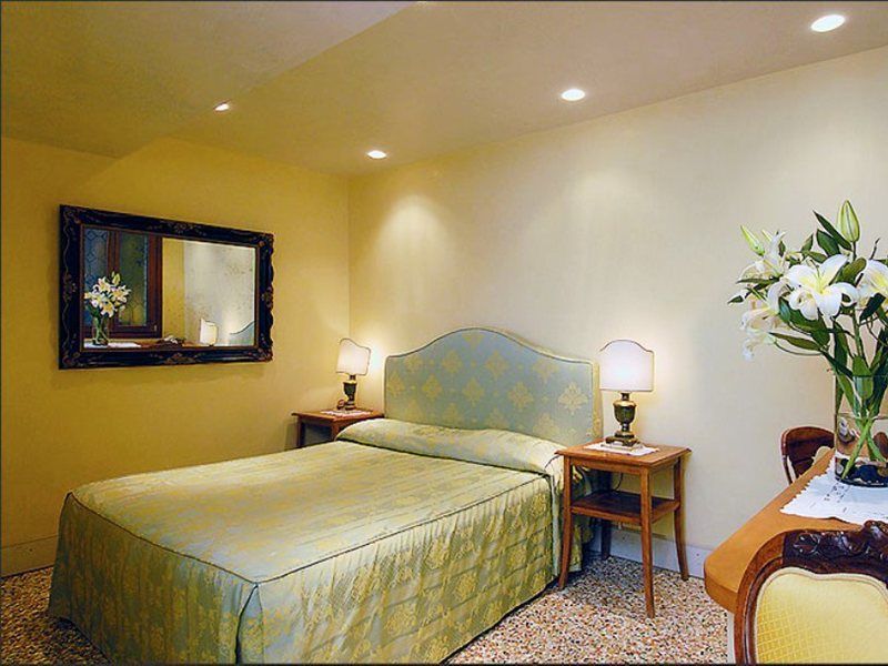 Hotel San Zulian Venedik Dış mekan fotoğraf